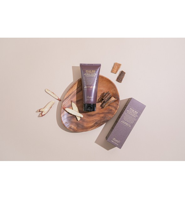 SNAIL BEE ULTIMATE PH-BALANCED CLEANSING